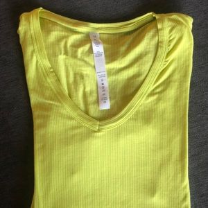 Lululemon short sleeve